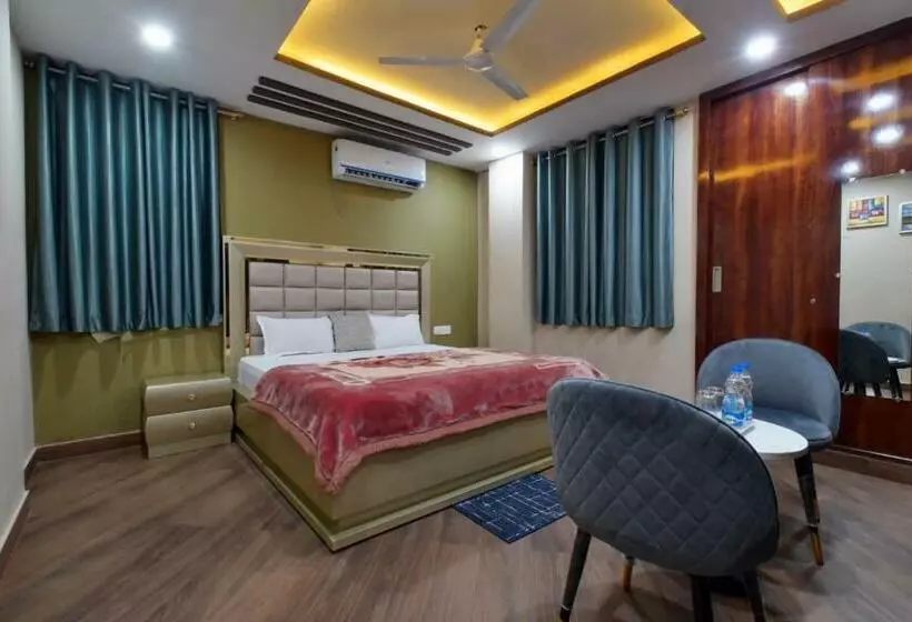 ホテル Lilac Doors