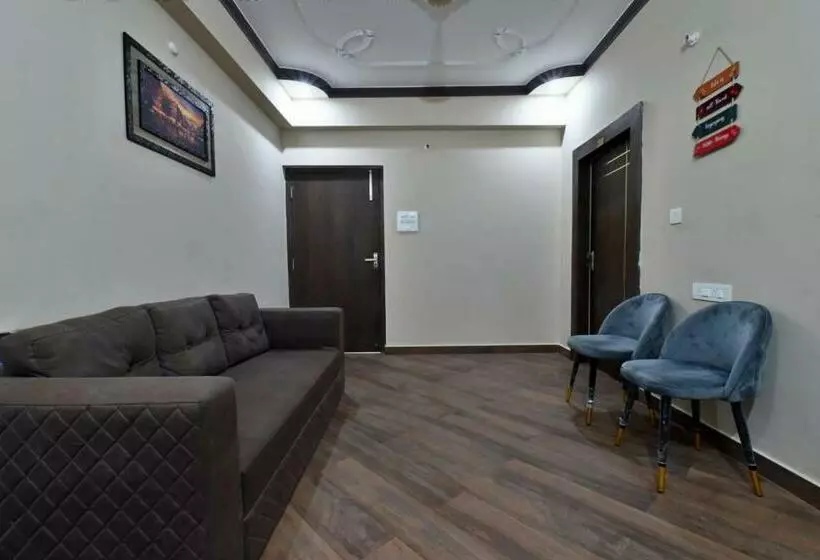 ホテル Lilac Doors