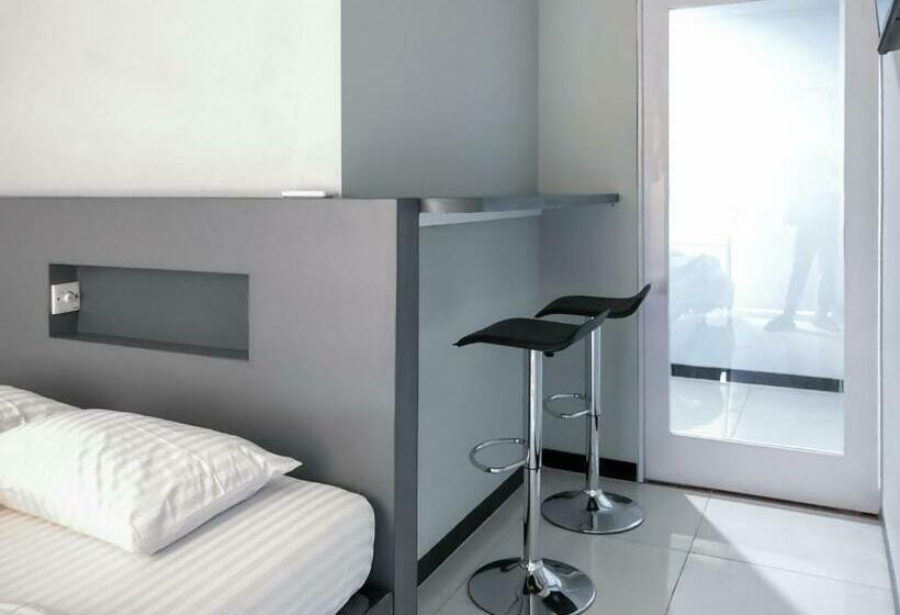 Hotel Reddoorz Syariah At Jalan Endro Suratmin Lampung