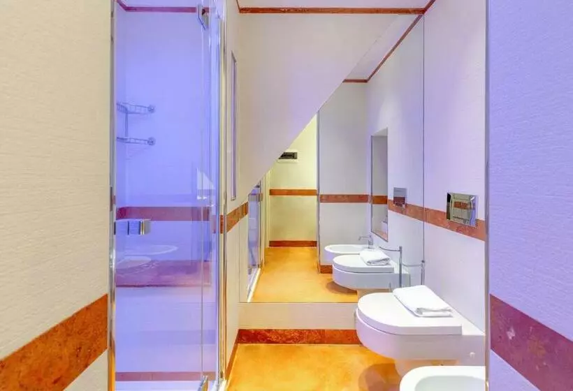 پانسیون Aurora Garden Lodging Rooms & Apartment