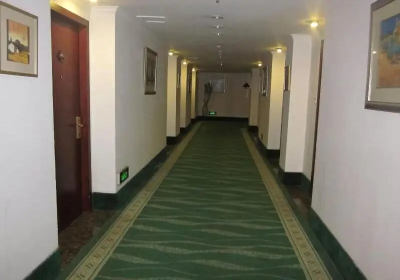 هتل Greentree Inn Jiangsu Wuxi West Jiefang Road Chongan Temple Business