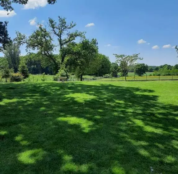 تختخواب و صبحانه L Orée Des Bois Chambre Châtaigner