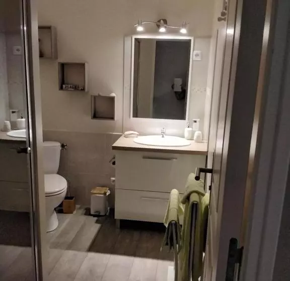 Aamiaismajoitus (B&B) Les Chambres D Hôtes Du Port De Loguivy De La Mer