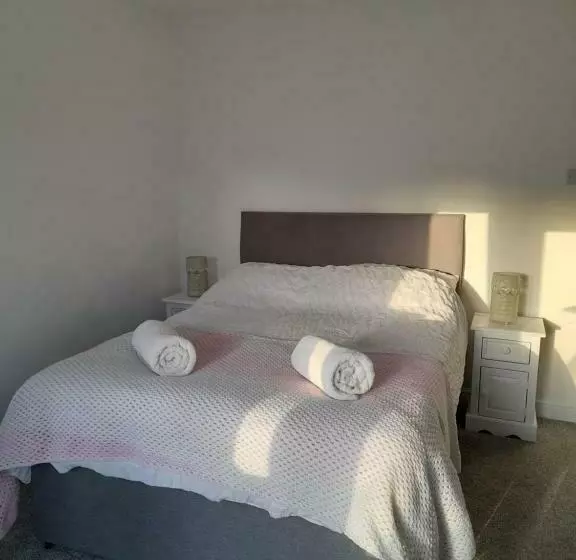 Nar River B&b