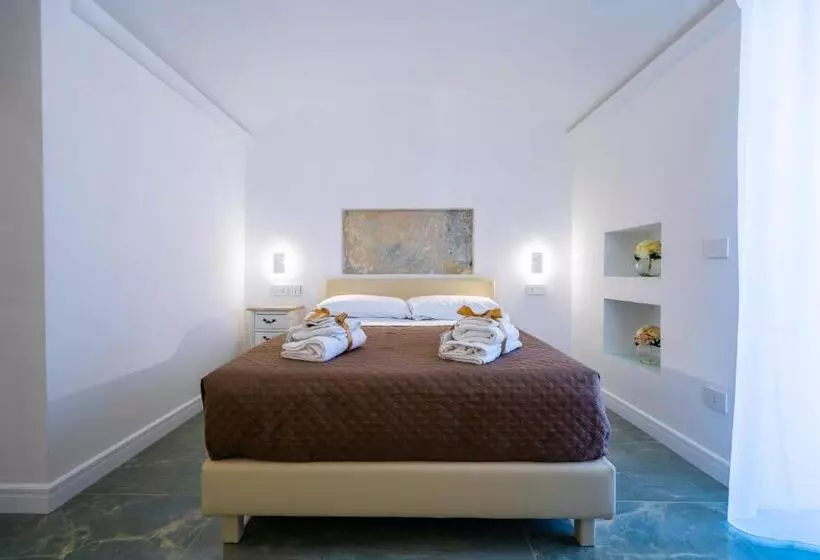 ベッドアンドブレックファースト Donna Adriana Rooms