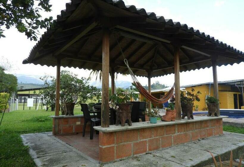 پانسیون Hostal San Ramon