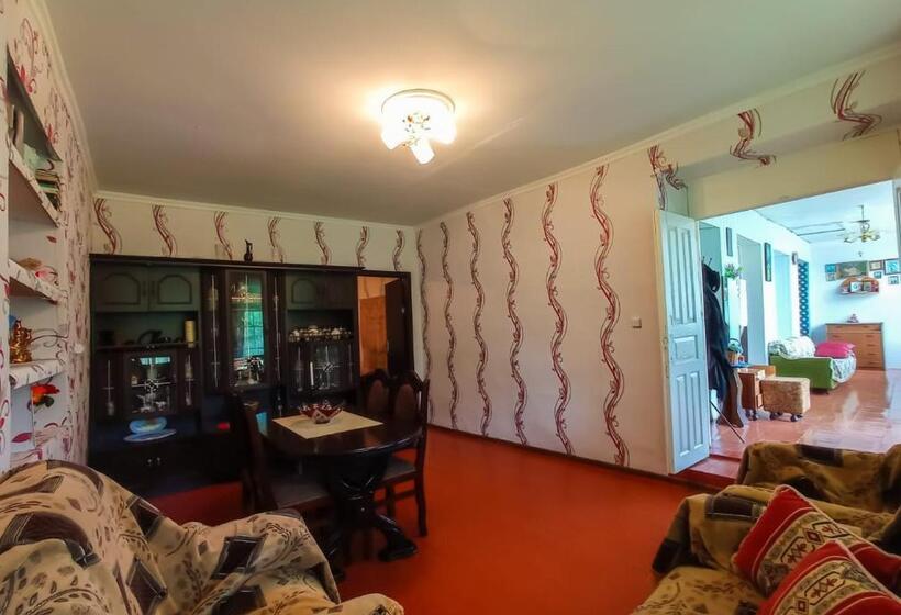 پانسیون Iamze S Guest House