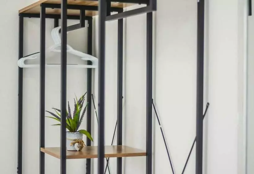 ベッドアンドブレックファースト White Bike Rooms