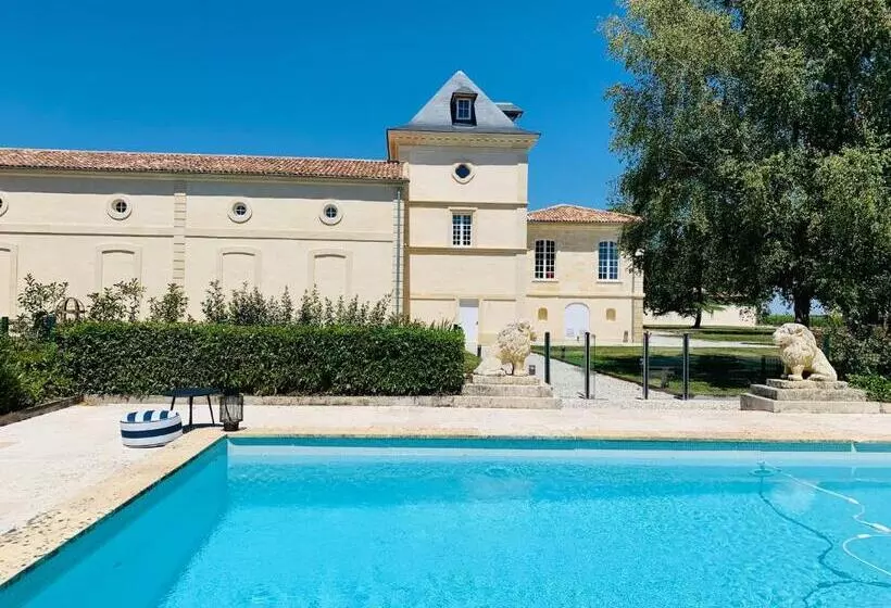 Aamiaismajoitus (B&B) Château Laffitte Carcasset