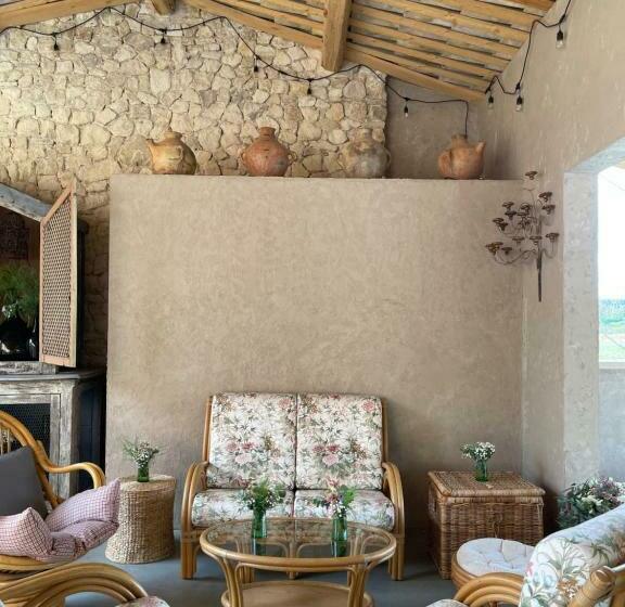 مبيت وإفطار Domaine Egenia