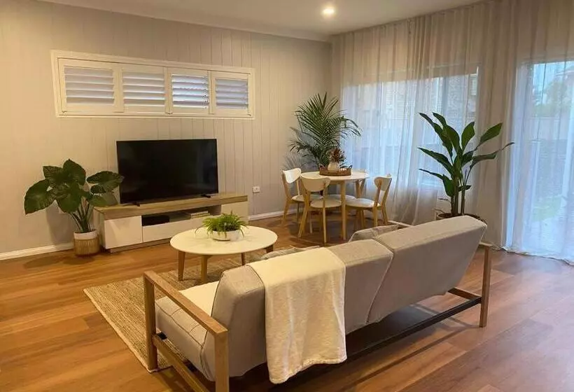 Aamiaismajoitus (B&B) Tweed River Retreat