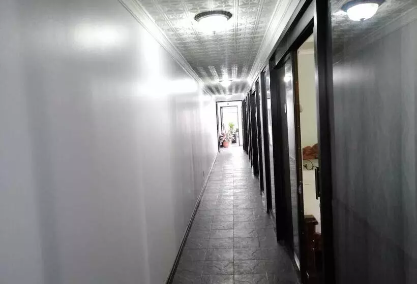 هتل El Tucan Alajuela