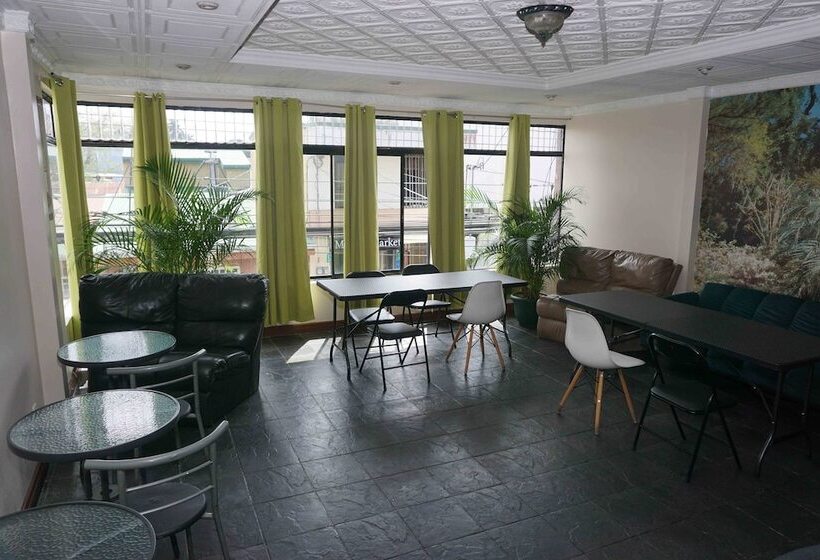 هتل El Tucan Alajuela