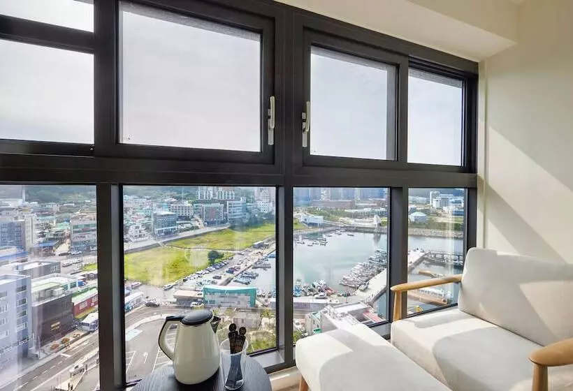 هتل Shiftdoor Residence Hari