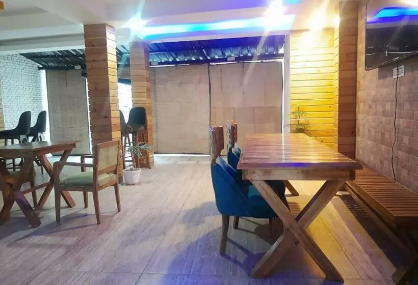 Retkeilymaja La Siesta India Chamba