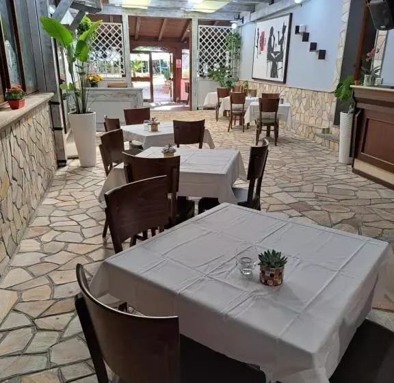 ホテル Agriturismo Cupiglione