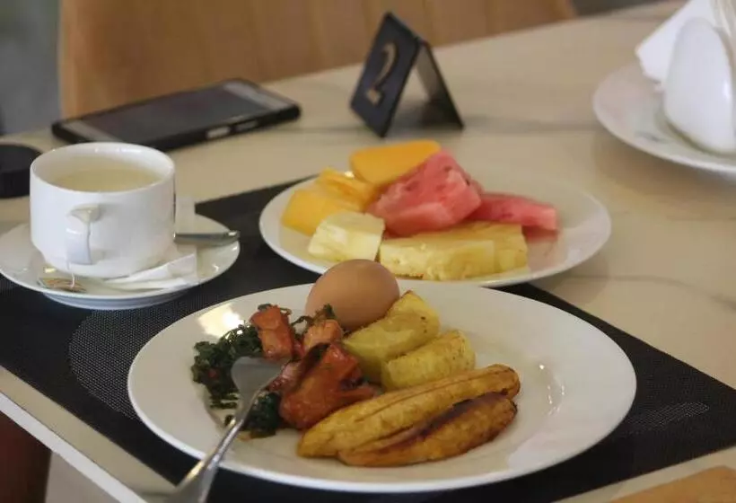 هتل Horizon Entebbe