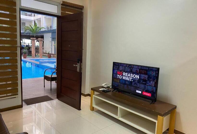 Studio W/pool Heated Jacuzzi, Near Clark Airprt&sm