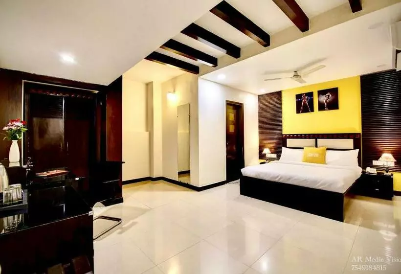 Majatalo Lime Stays B&b Gk 2 At Greater Kailash Metro South Delhi Nearby Saket Select City