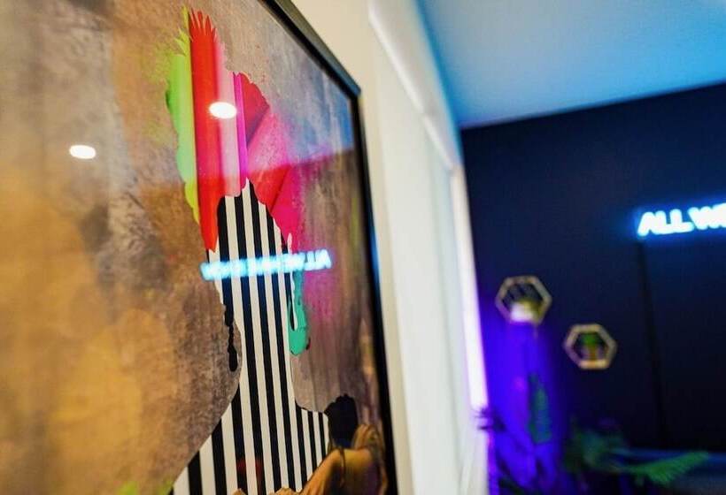 Luxury Stevenage Town Centre Apartment