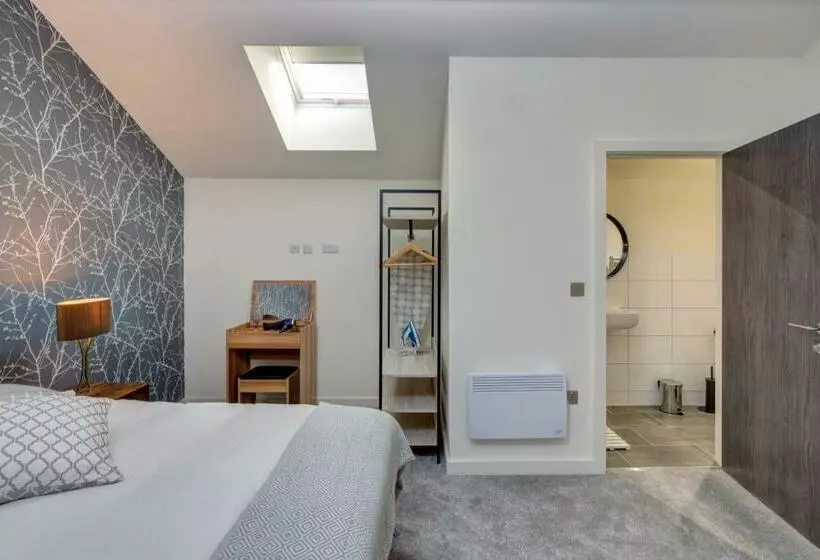 Stylish  New York Loft  2 Bed Apartment