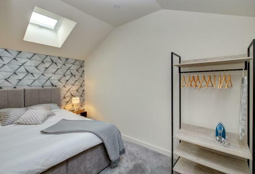 Stylish  New York Loft  2 Bed Apartment