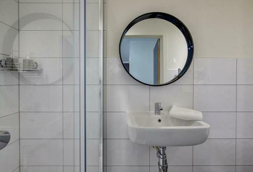 Stylish  New York Loft  2 Bed Apartment