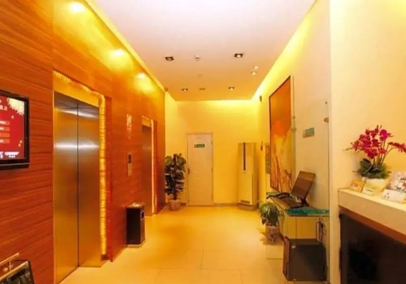 ホテル Jinjiang Inn Select Wuhan Xinhua Road Xiehe Hospital