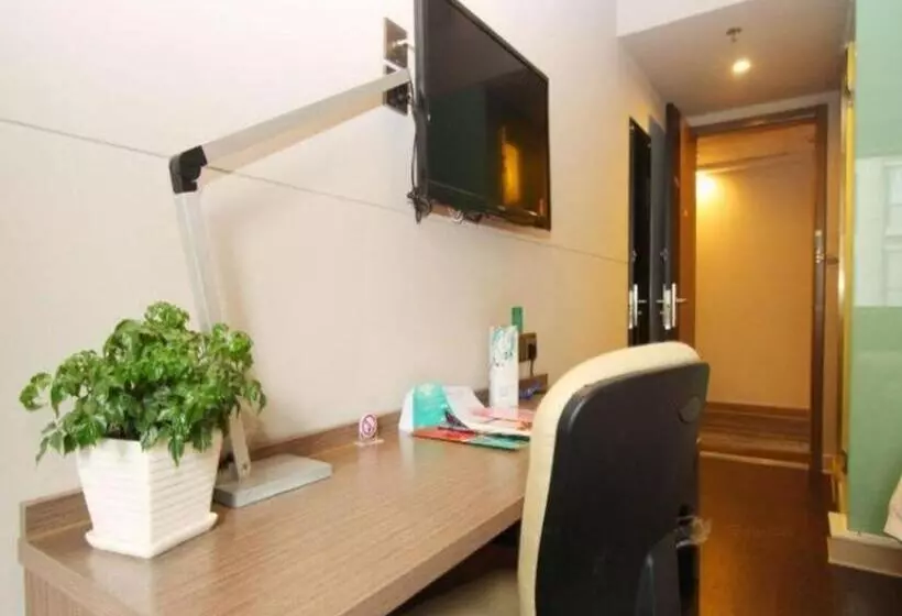 Отель Jinjiang Inn Select Wuhan Xinhua Road Xiehe Hospital