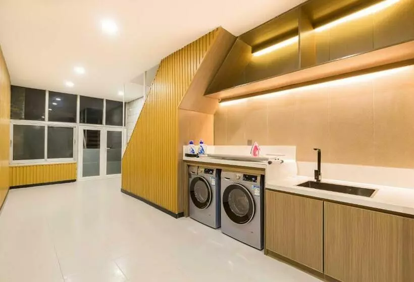 Hotelli Joy Inn Xizhimen - Beijing