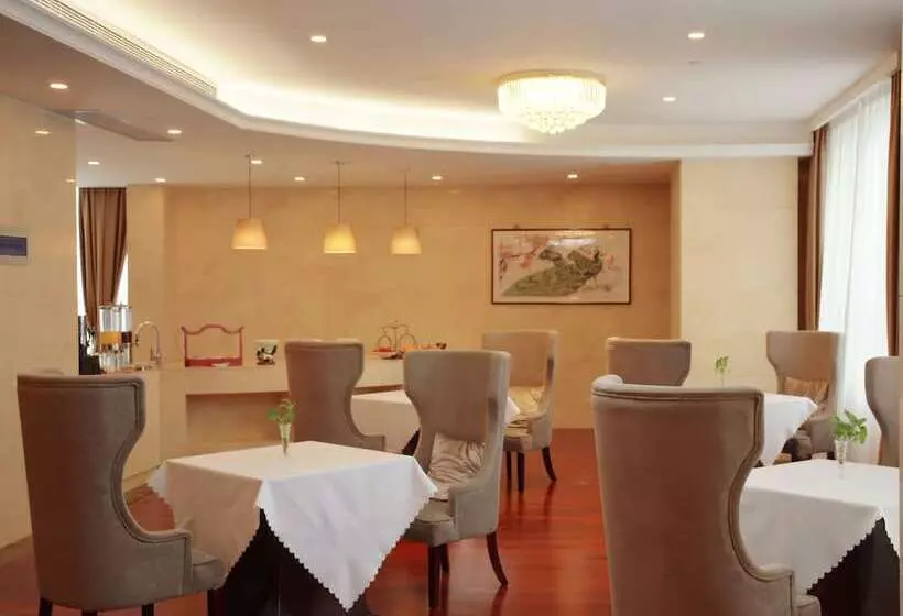 Отель Nanjing Panda Jinling