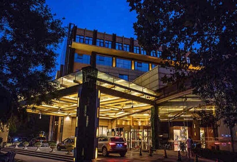 호텔 West International Trade Grand