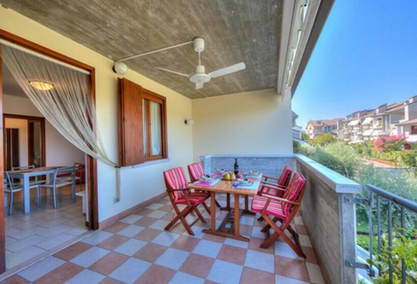 Vistalago Green Residence 100m From Lake   Happy Rentals