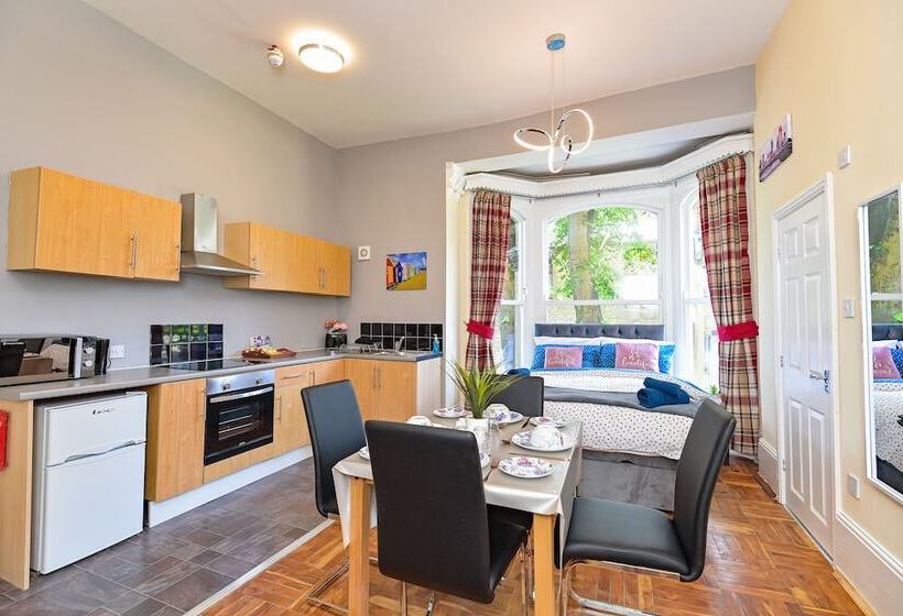 The Elm Wood Apartments