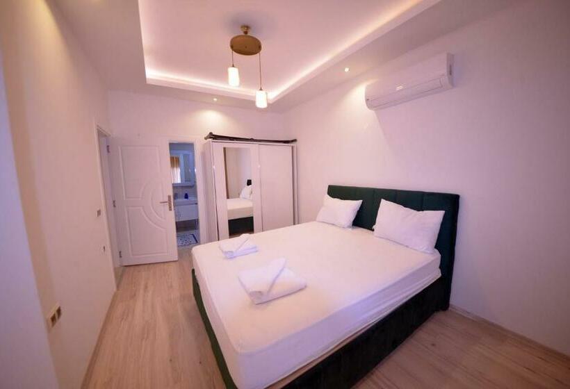 Flat With Sea View Shared Pool & Gym In Alanya