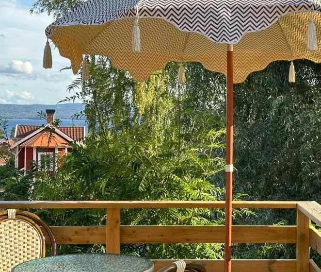 ベッドアンドブレックファースト Hemma Hos Jeanette & Micke På Peresgården