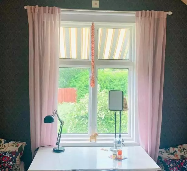 ベッドアンドブレックファースト Hemma Hos Jeanette & Micke På Peresgården