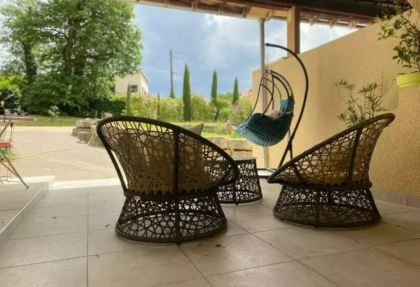 Majatalo Les Berouds