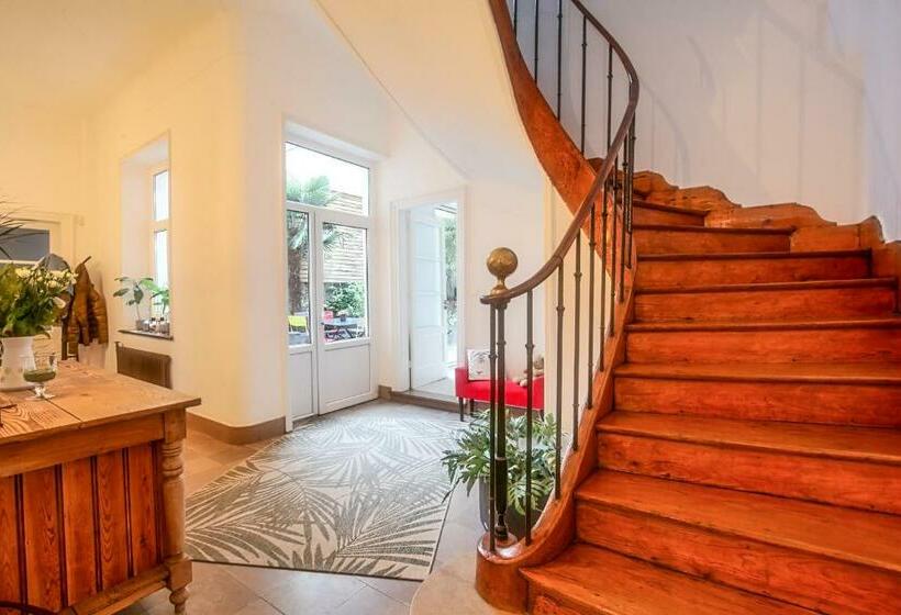 Bed and Breakfast La Main à La Pâte