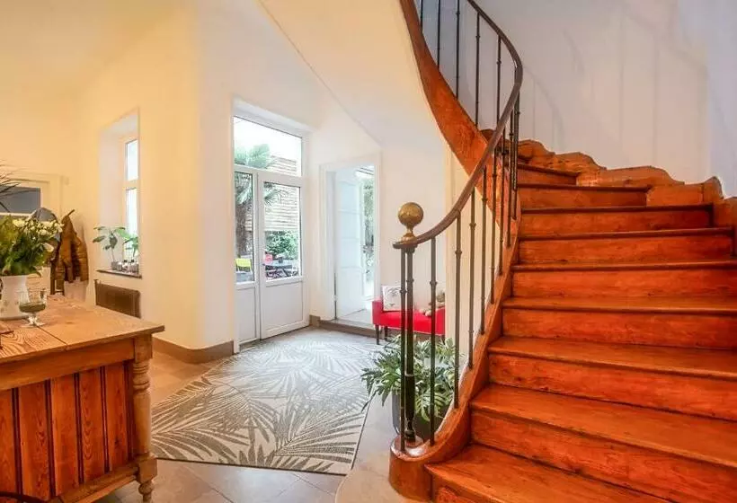 Aamiaismajoitus (B&B) La Main à La Pâte