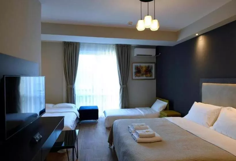 تختخواب و صبحانه Living Rooms