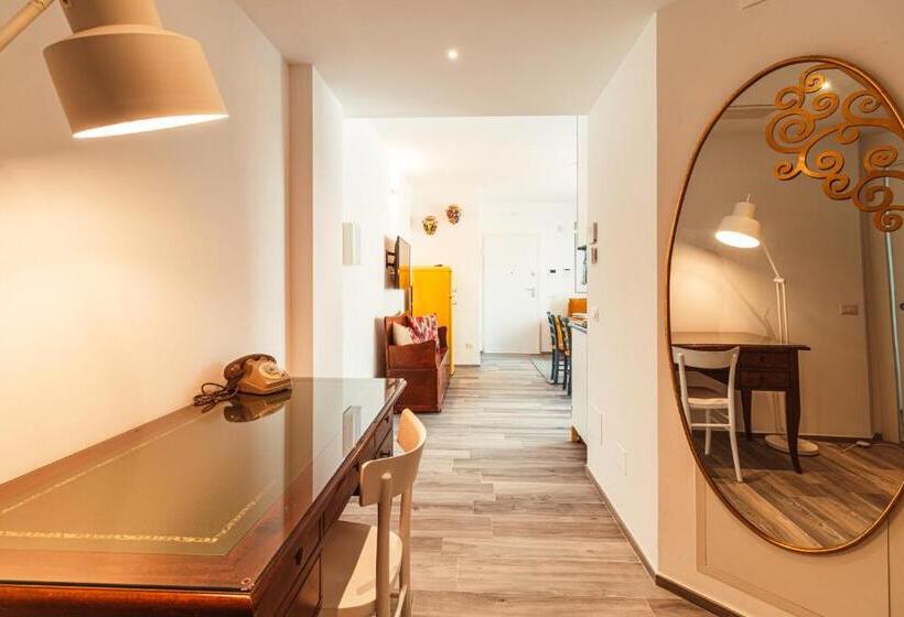 Da Riva Apartment Sea View Housea Travel