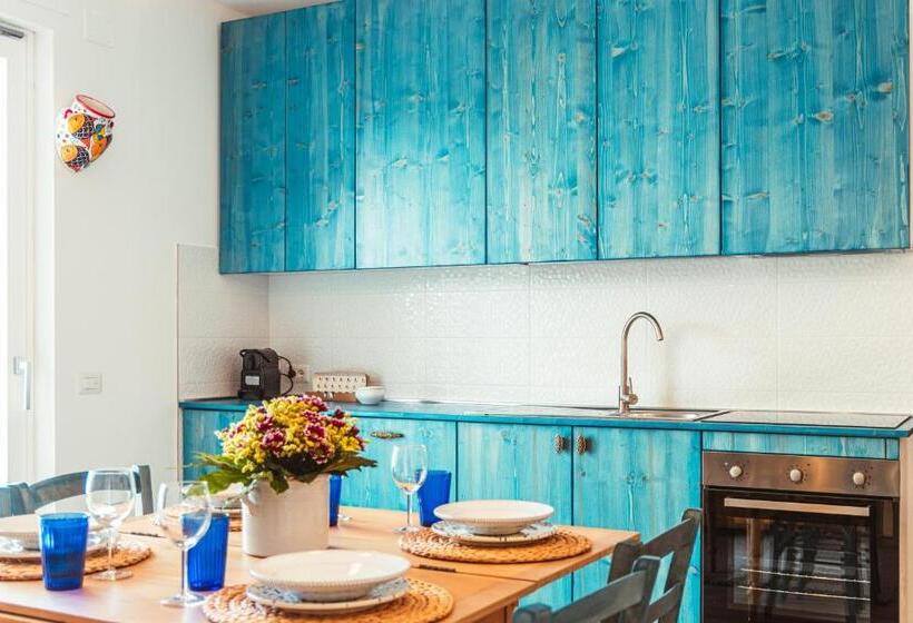 Da Riva Apartment Sea View Housea Travel