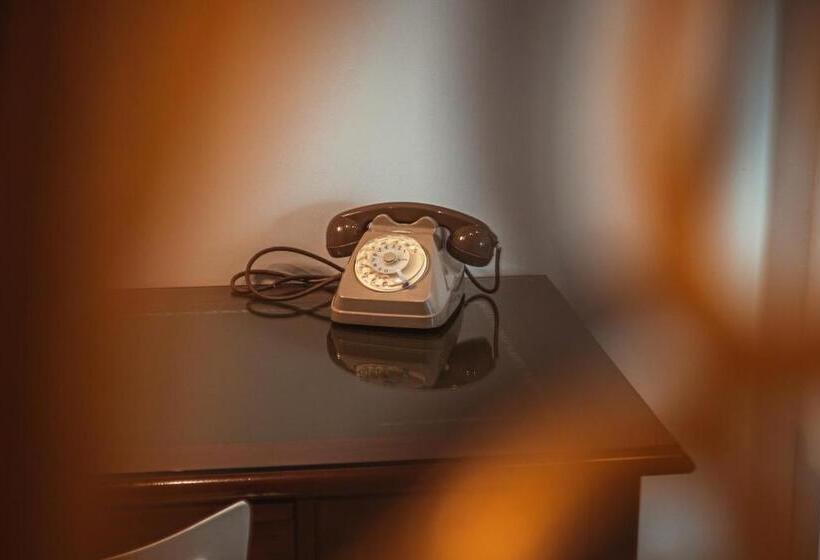 Da Riva Apartment Sea View Housea Travel