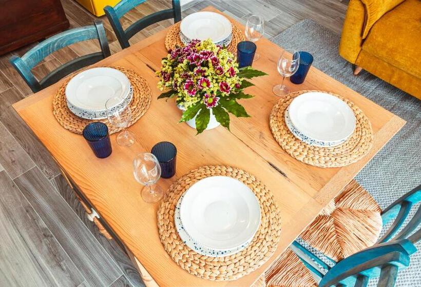 Da Riva Apartment Sea View Housea Travel