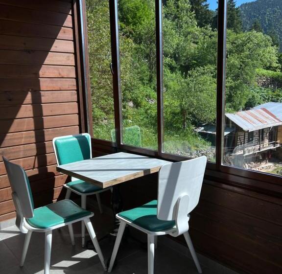 şen Buti̇k Otel Ve Bungalov