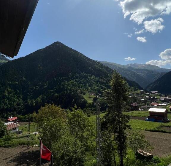 şen Buti̇k Otel Ve Bungalov