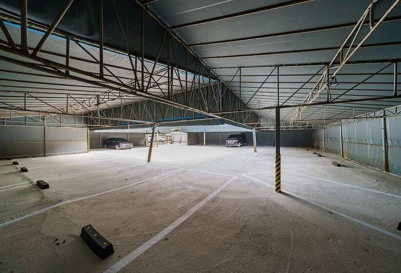 Motel Brown Dot Hotel Geomdan