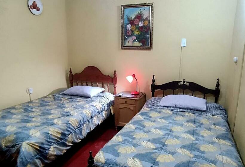 پانسیون El Capulí