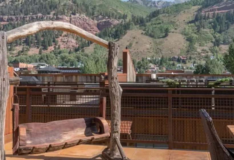 Ghostriders 11 By Avantstay Top Floor Condo W/ Large Patio & Mountain Views!